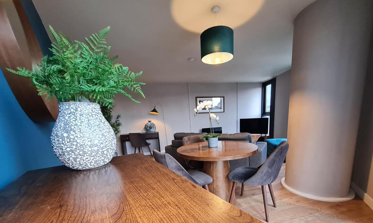 Apartment Spacious Centre 2 Bedroom Sheffield